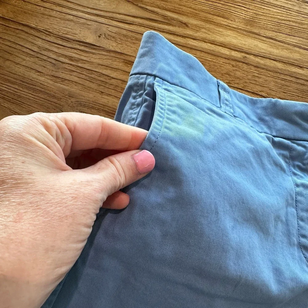 J.Crew Women’s Blue Cotton Stretch Chino‎ Shorts 2023 Style H5806